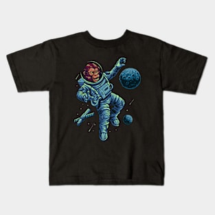 The monkey astronaut Kids T-Shirt